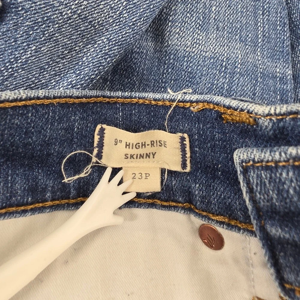 Madewell‎ 9